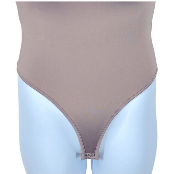 Forever 21 Tan Smooth Thong Bodysuit Size Small – High Neck, Muscle Tank - Picture 5 of 11